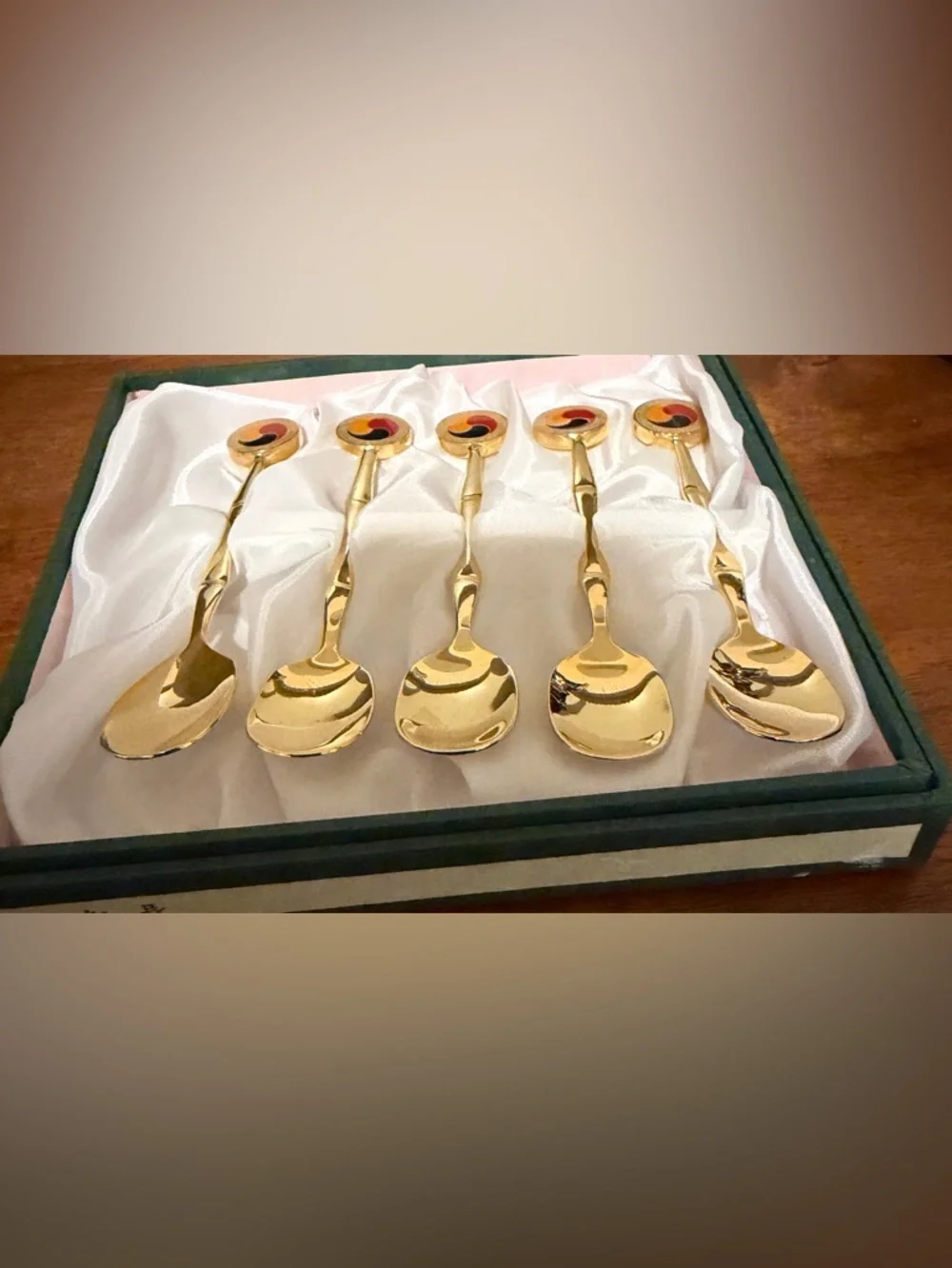 Vintage Boxed Set of 5 Korean 24 Kt Gold